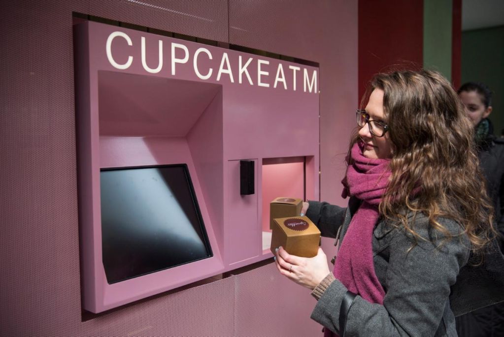 cupcakes-vending-machine-new-york-city