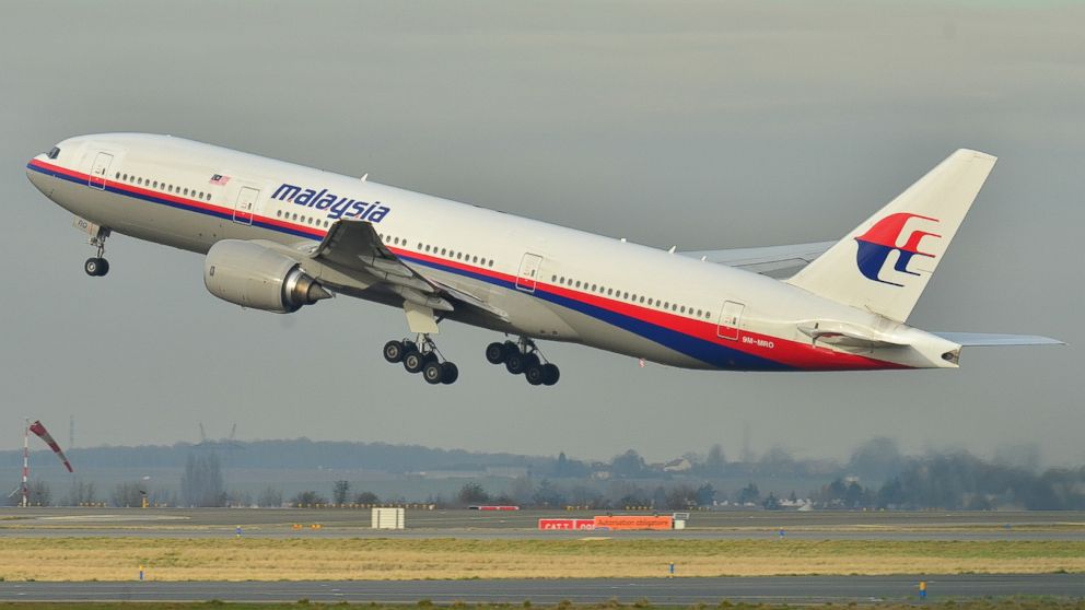 malaysia_airlines_plane_taking_off_jt_140308_16x9_992