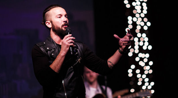 Carl-Lentz-Hillsong-NYC