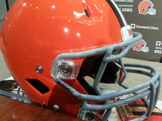 Browns-helmet_20130111104109_320_240