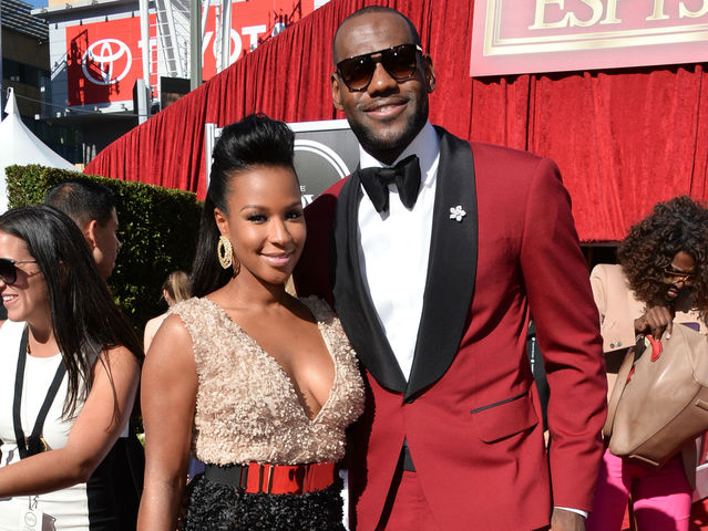 lebron and savannah_crop_1403522078941_6492728_ver1.0_640_480