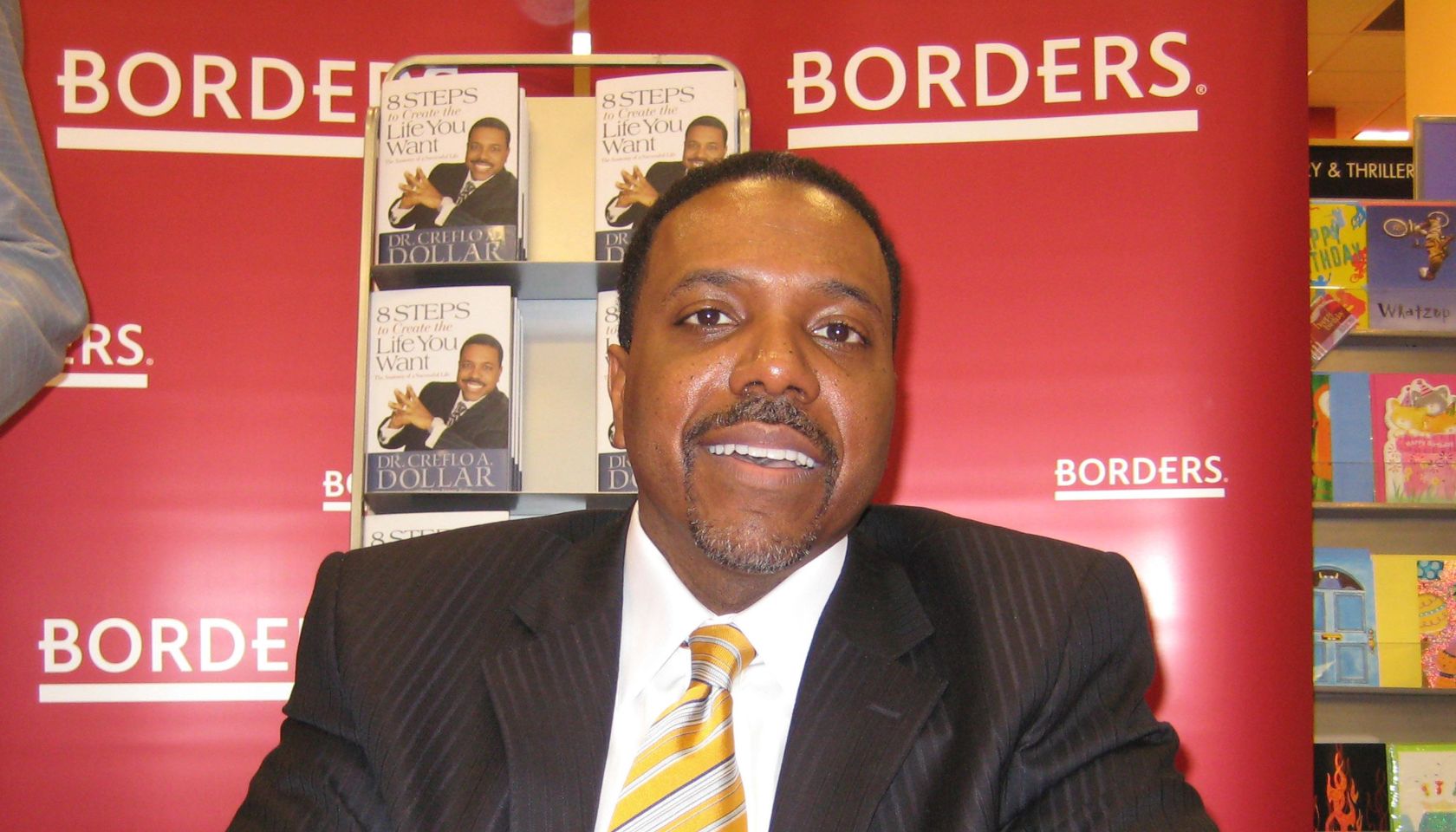 Creflo A. Dollar Signs His New Book '8 Steps to Create the Life You Want' at Borders Books and Music - January 12, 2007