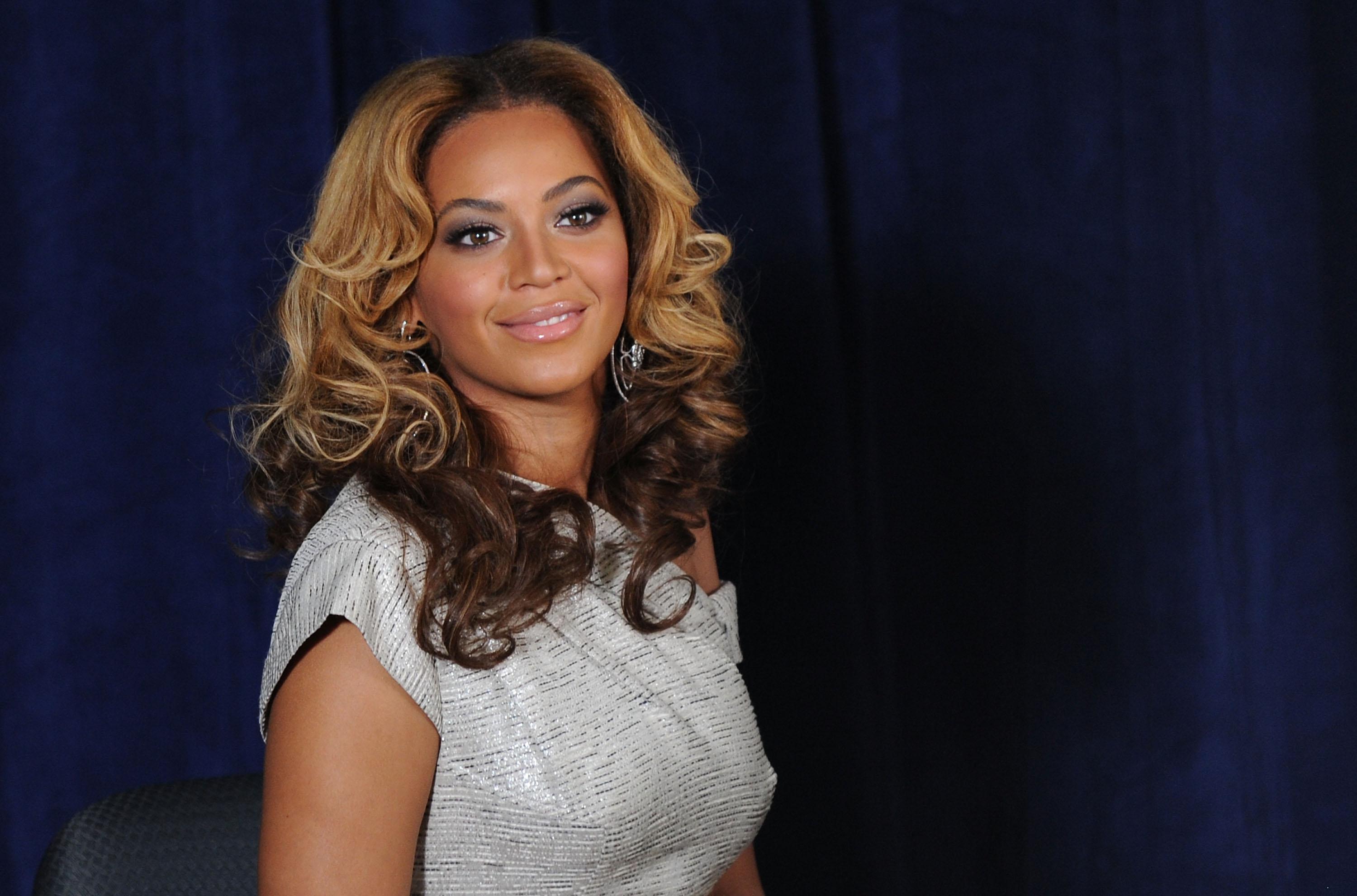 Beyonce Cosmetology Center Unveiling At Phoenix House