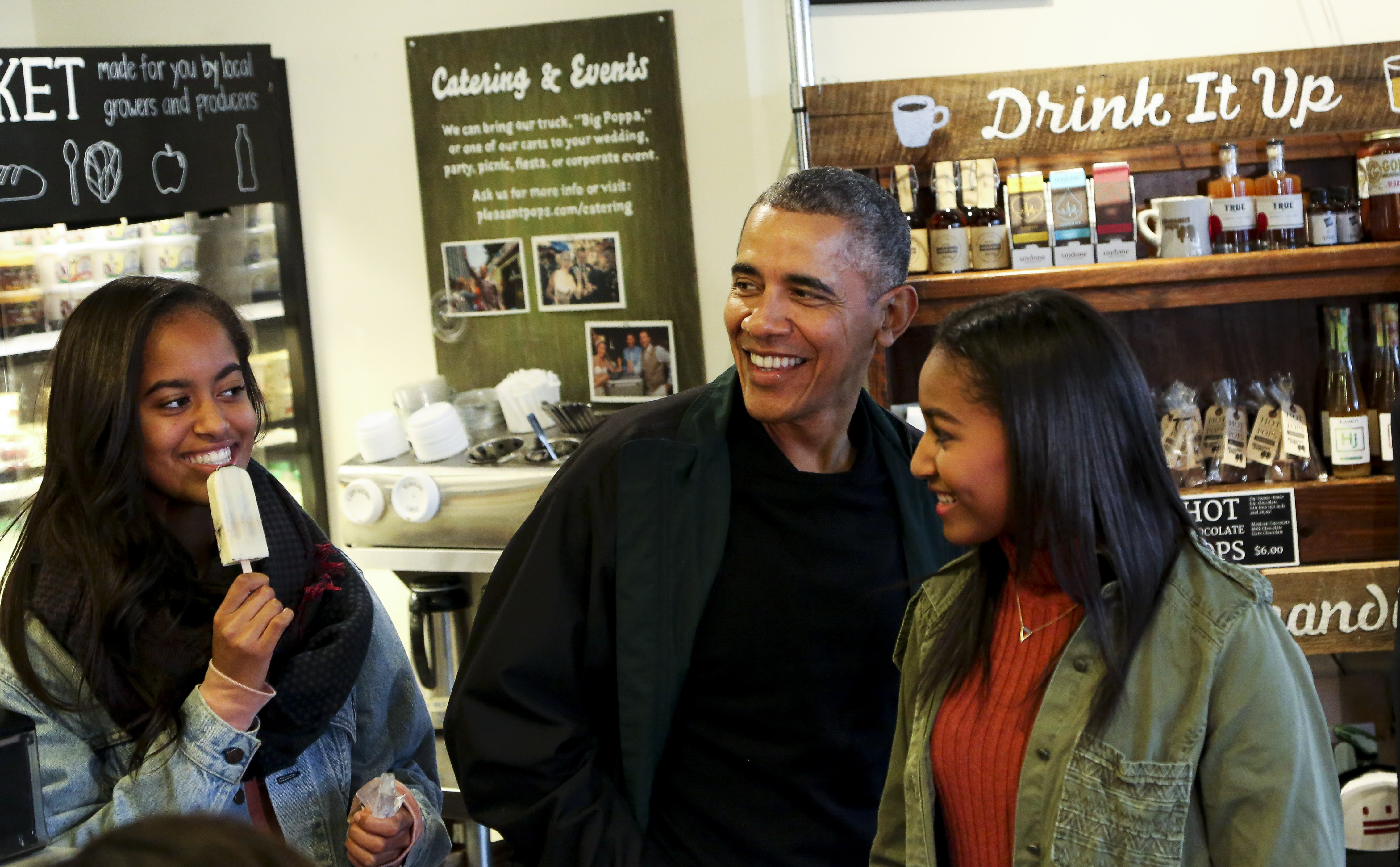 US President Barack Obama goes shopping during Small Business Saturday