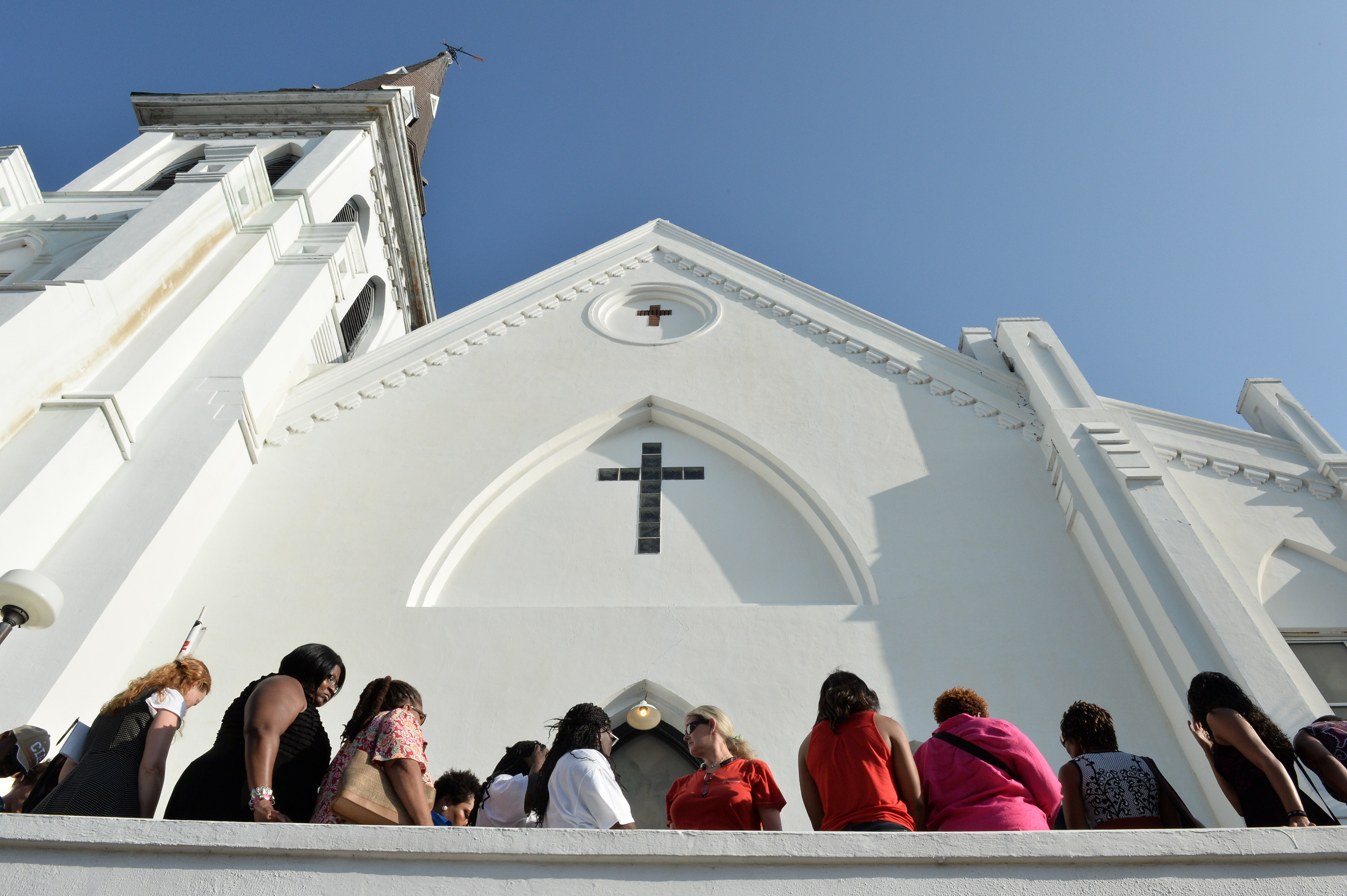 Charleston In Mourning After 9 Killed In Church Massacre