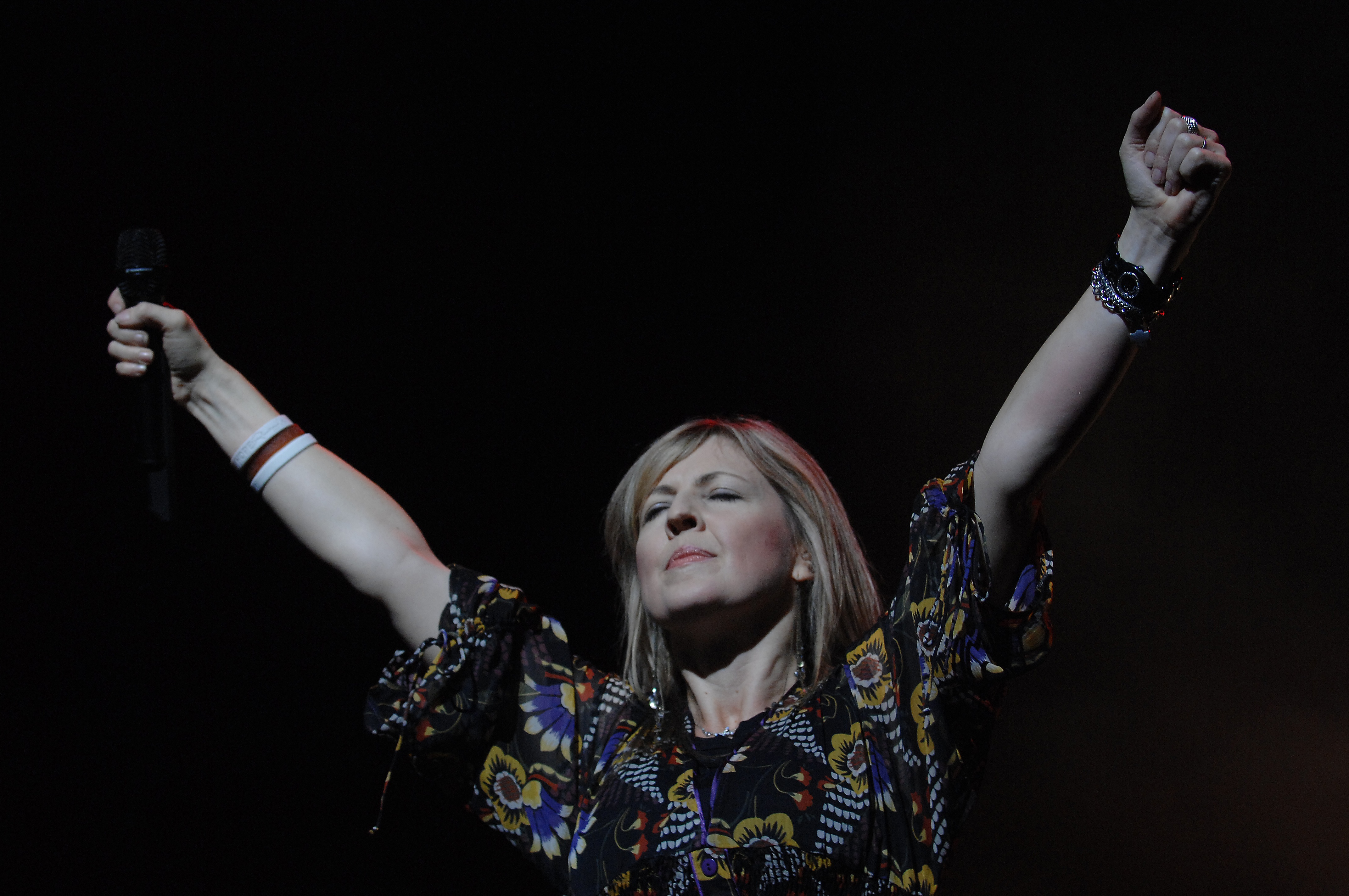 Australian singer Zschech Darlene performs at the arena in Geneva, Switzerland on September 29th, 2007