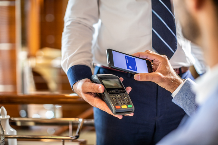 Contactless payment with a mobile phone