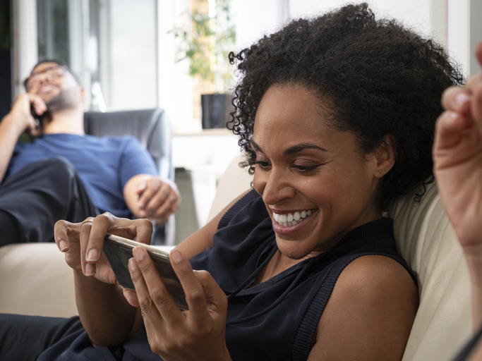 office conversation, two women chatting