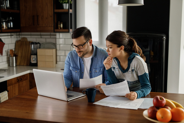 Couple going through financial problems